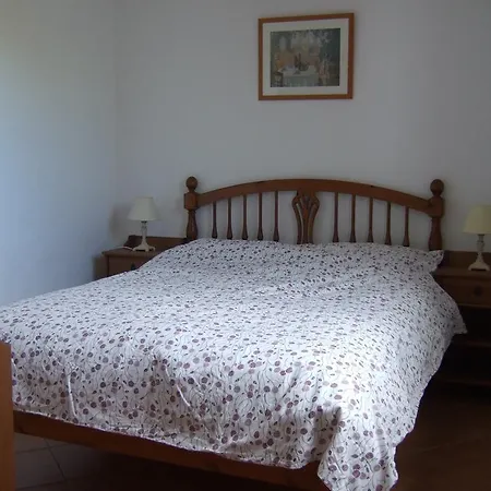 Guest house Casa Pineda *